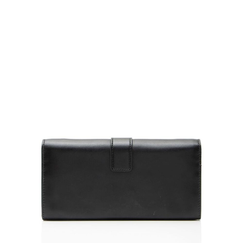 Salvatore Ferragamo Calfskin Hug Wallet on Chain - Picture 3 of 14